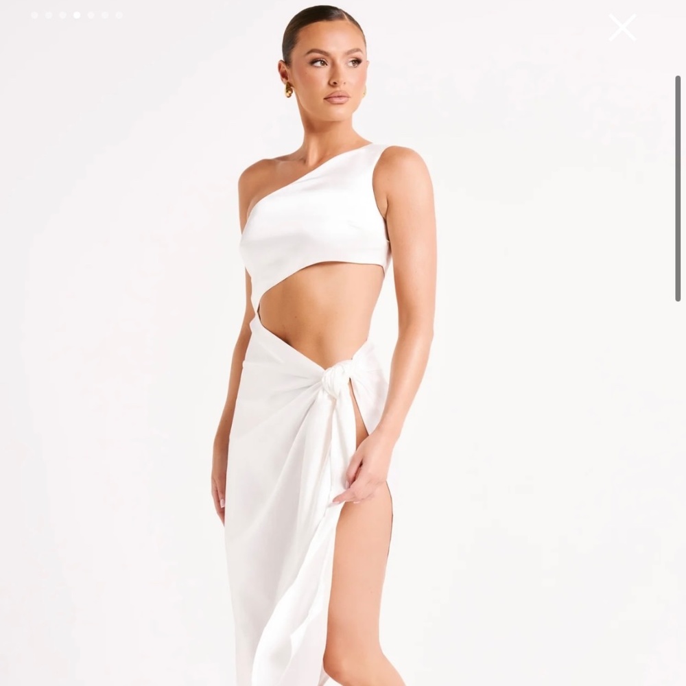 Meshki - One Shoulder Midi Dress